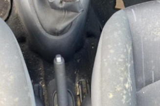 Vitre avant droit RENAULT CLIO 2