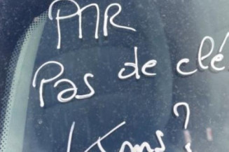 Vitre avant droit RENAULT CLIO 2