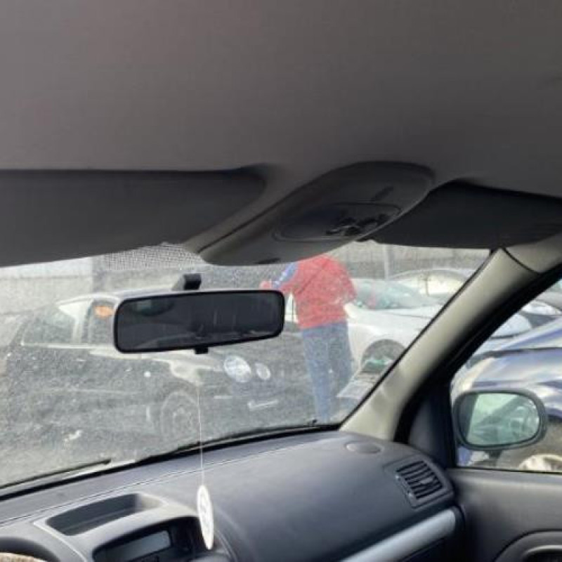 Vitre avant droit RENAULT CLIO 2 Photo n°19