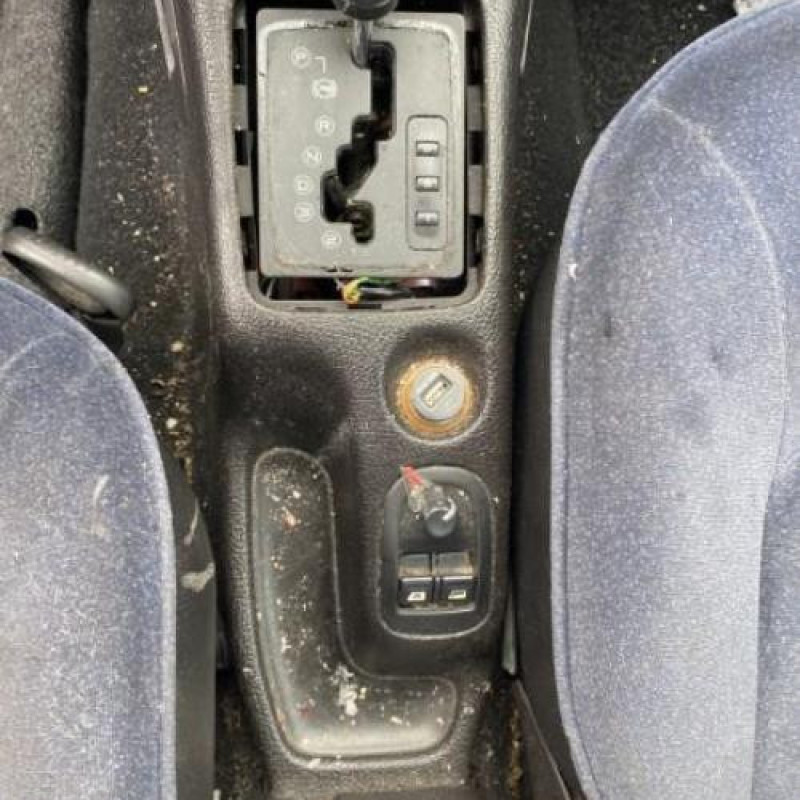 Boitier air bag PEUGEOT 206 Photo n°17