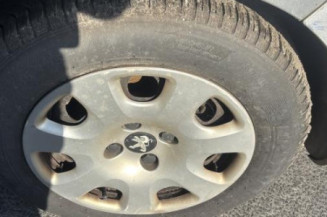 Poignee porte avant gauche PEUGEOT 308 1