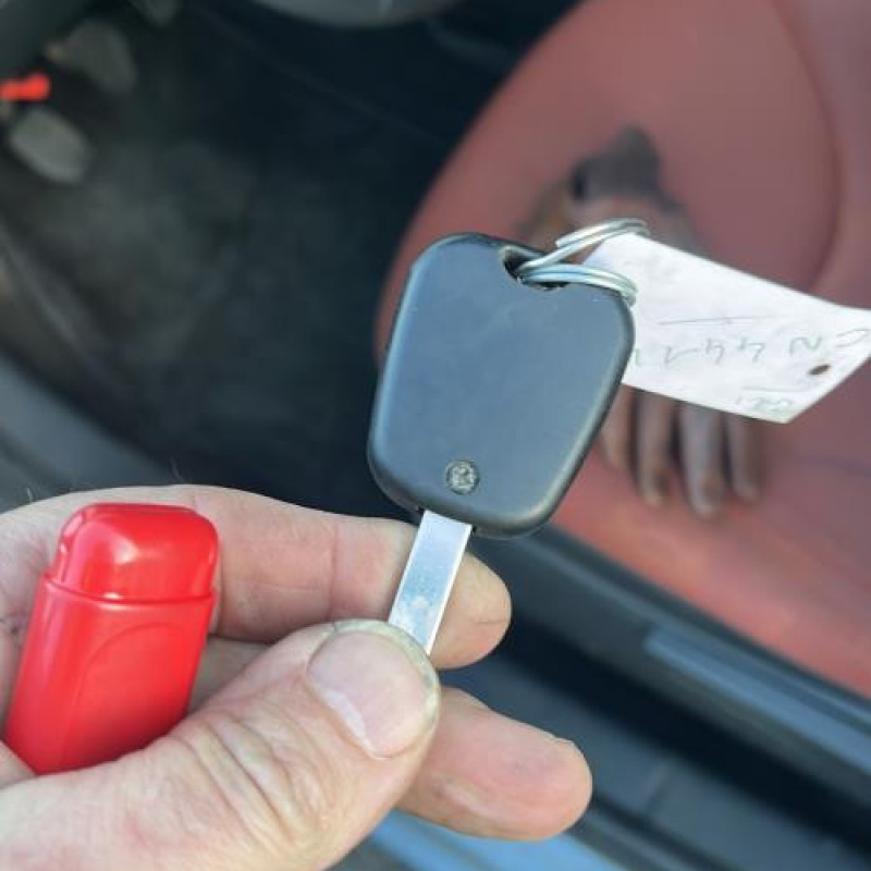 Com (Bloc Contacteur Tournant+Commodo Essuie Glace+Commodo Phare) CITROEN C2 Photo n°16