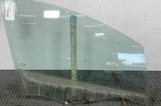 Vitre avant droit RENAULT CLIO 4 Photo n°1