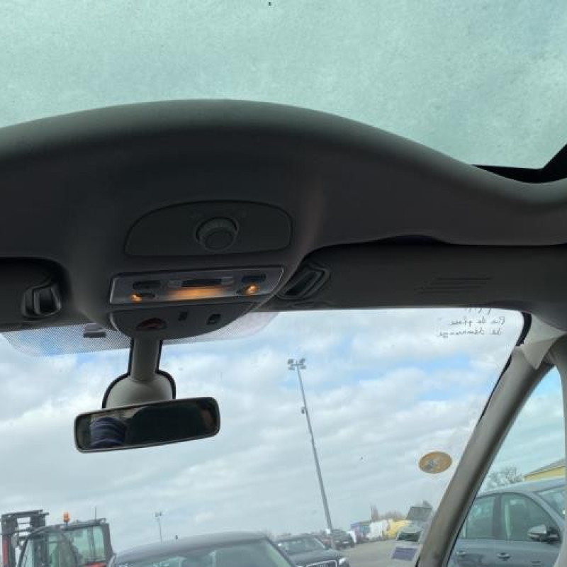 Bouton de warning RENAULT GRAND ESPACE 4 Photo n°17