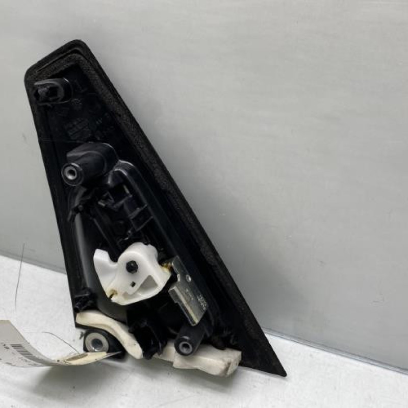 Poignee porte arriere gauche RENAULT CLIO 4 Photo n°3