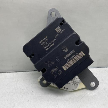Boitier air bag RENAULT CLIO 4 Photo n°1