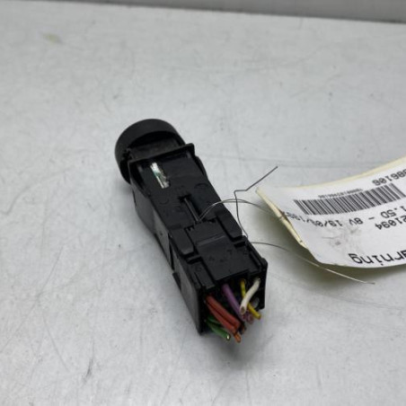 Bouton de warning PEUGEOT 106
