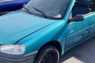 Bouton de warning PEUGEOT 106