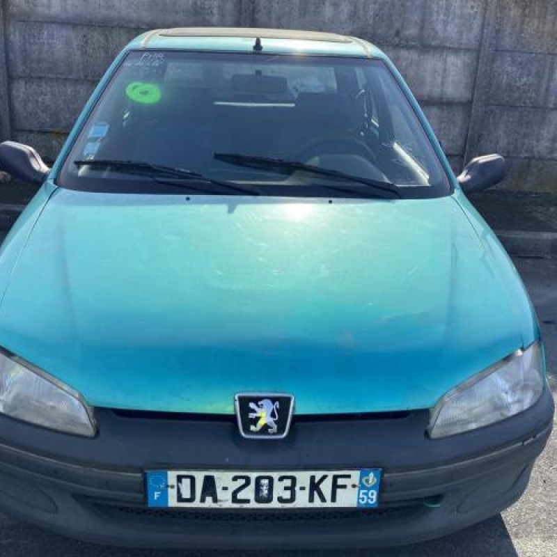 Bouton de warning PEUGEOT 106 Photo n°11