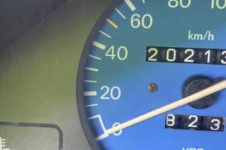 Bouton de warning PEUGEOT 106