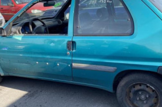 Ceinture avant gauche PEUGEOT 106