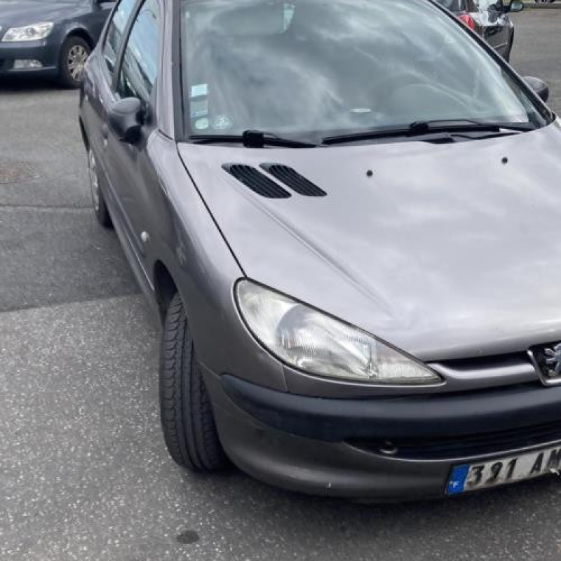 Feu arriere stop central PEUGEOT 206 Photo n°4