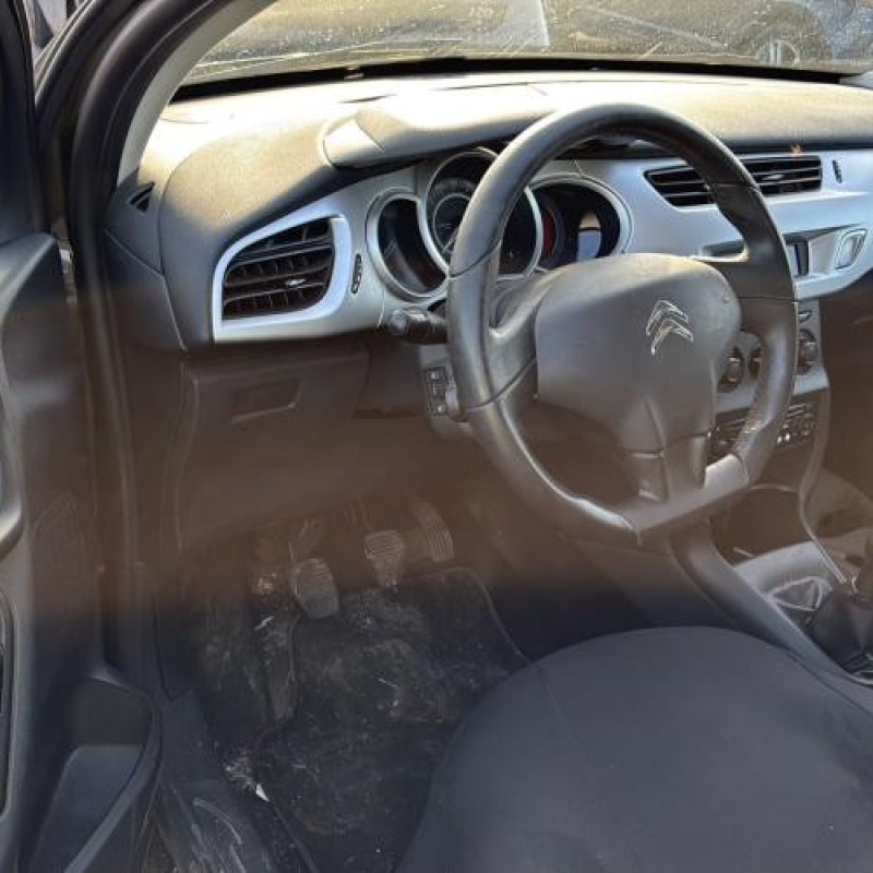 Bouton de warning CITROEN C3 2 Photo n°12