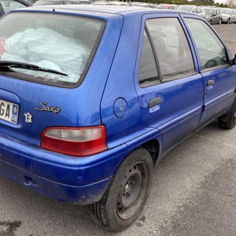 Vitre avant droit CITROEN SAXO Photo n°10