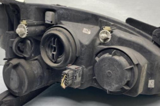 Optique avant principal gauche (feux)(phare) OPEL CORSA C