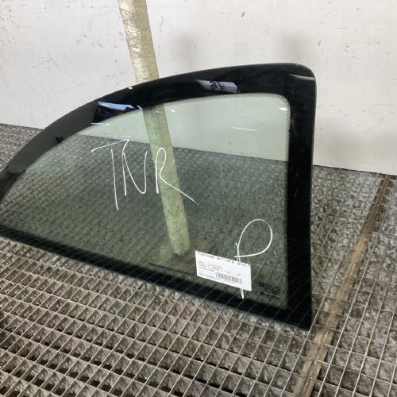 Custode arriere droit OPEL CORSA C Photo n°2
