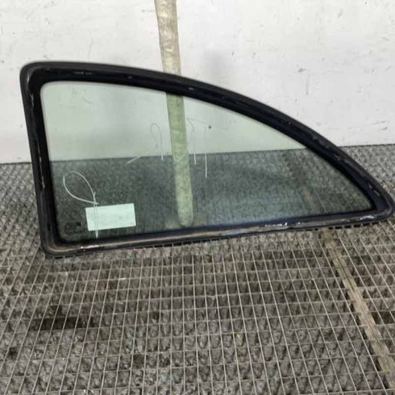 Custode arriere droit OPEL CORSA C Photo n°5