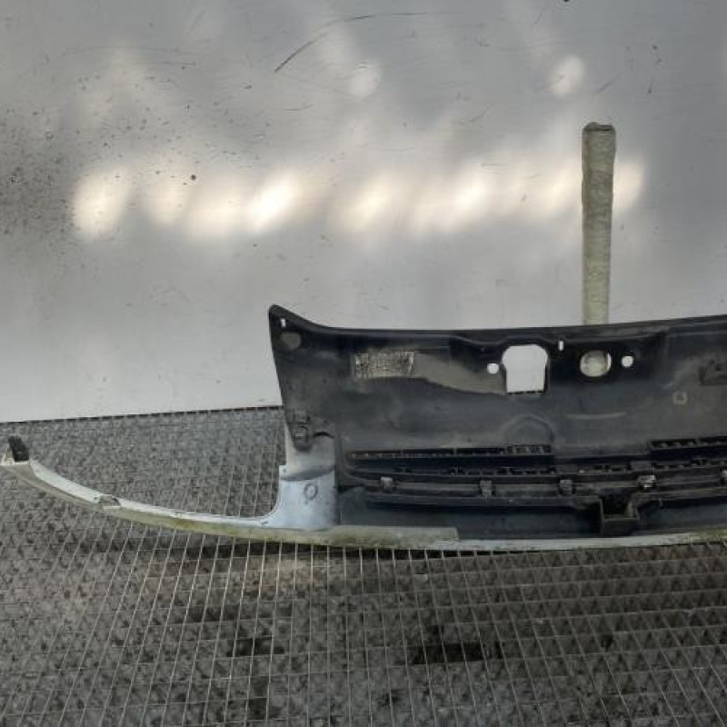 Calandre RENAULT CLIO 2 Photo n°6