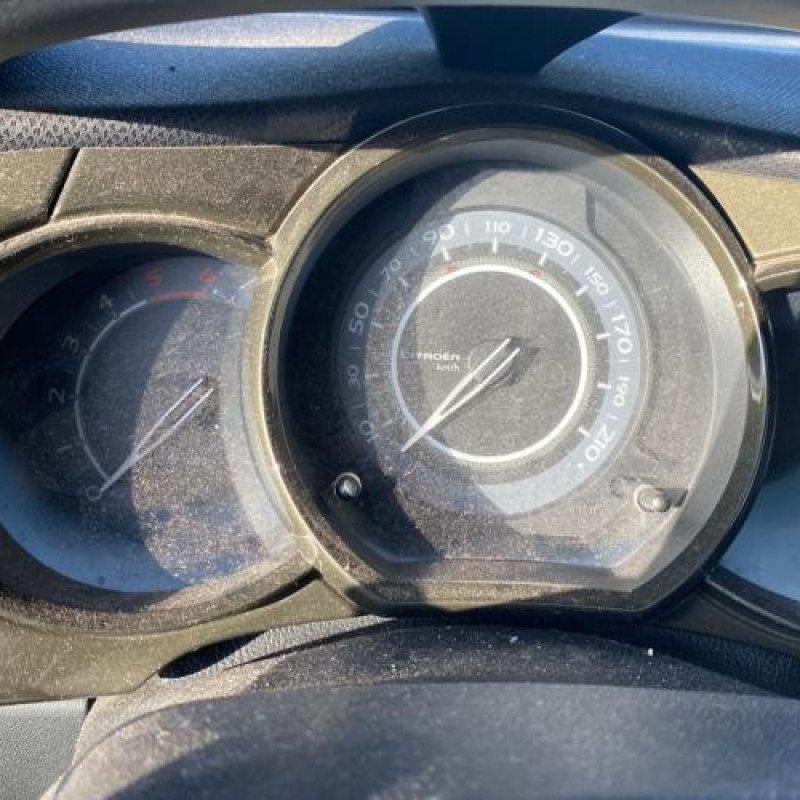 Leve vitre electrique avant gauche CITROEN C3 2 Photo n°18