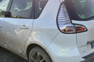 Moteur essuie glace avant droit RENAULT SCENIC 3