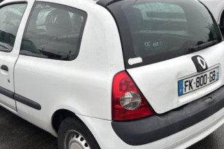 Pivot de moyeu avant gauche RENAULT CLIO 2