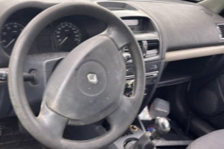 Pivot de moyeu avant gauche RENAULT CLIO 2