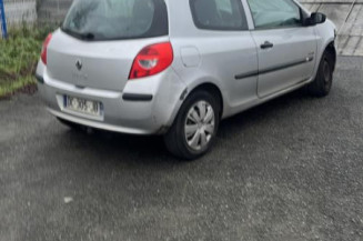 Amortisseur avant droit RENAULT CLIO 3