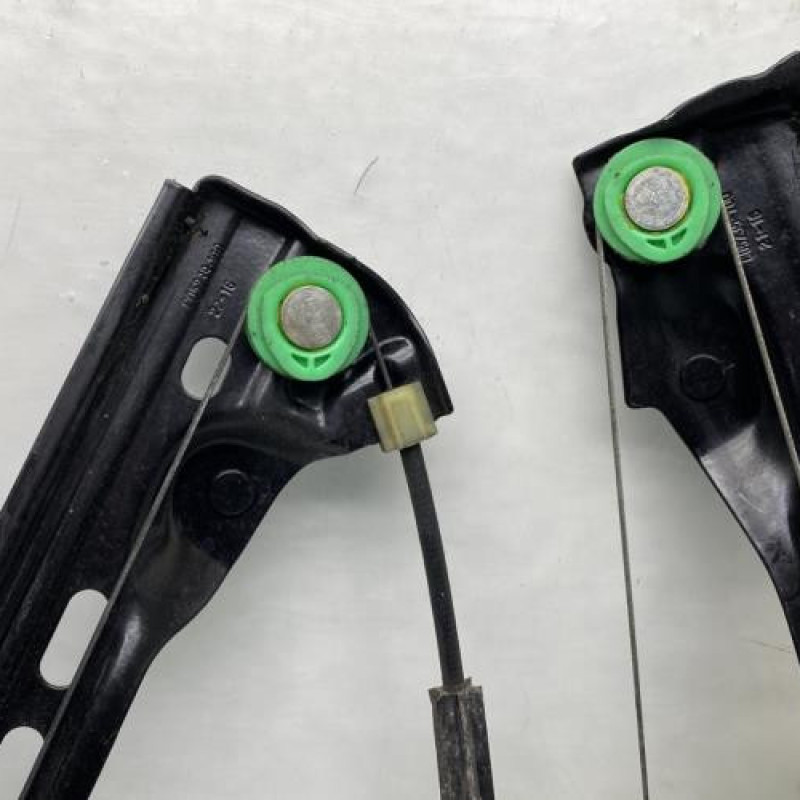 Leve vitre electrique avant gauche CITROEN C4 PICASSO 2 Photo n°4