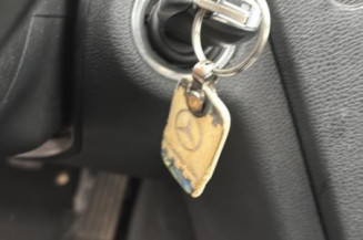 Pivot de moyeu avant droit MERCEDES CLASSE C 204