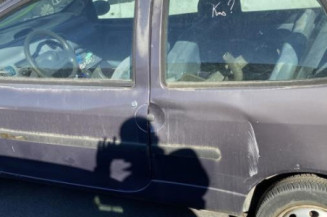Poignee porte avant gauche RENAULT TWINGO 1