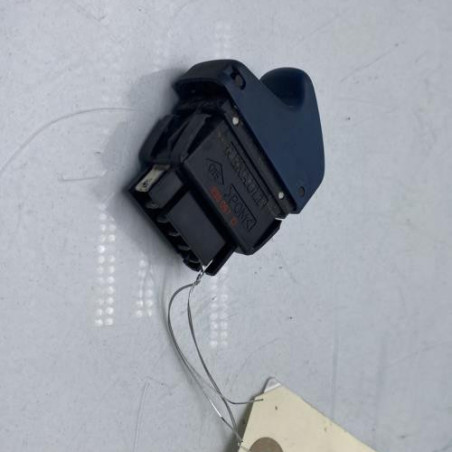 Interrupteur de leve vitre avant droit RENAULT TWINGO 1