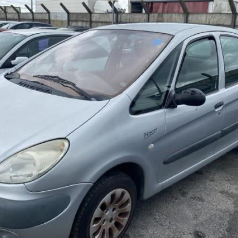 Feu arriere principal gauche (feux) CITROEN XSARA PICASSO Photo n°18