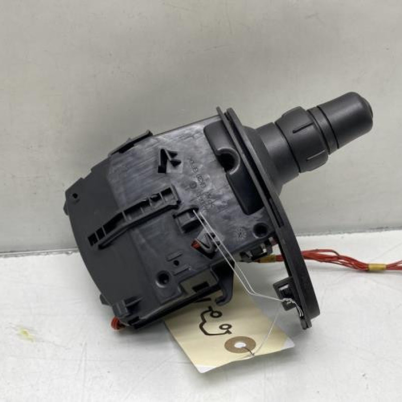 Commodo phare RENAULT CLIO 3 Photo n°4