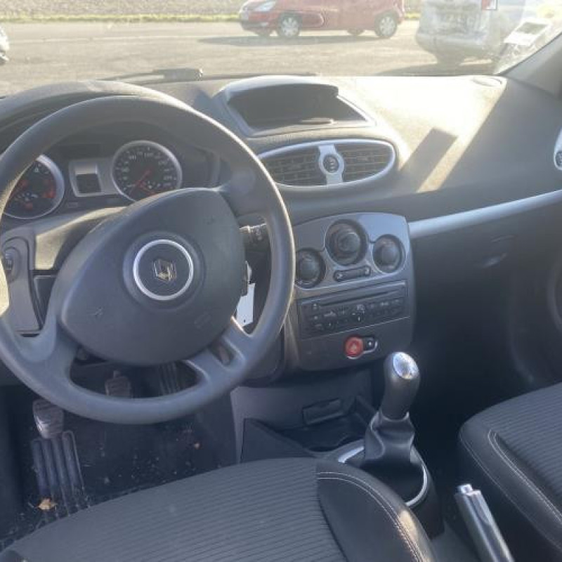 Cremaillere assistee RENAULT CLIO 3 Photo n°14