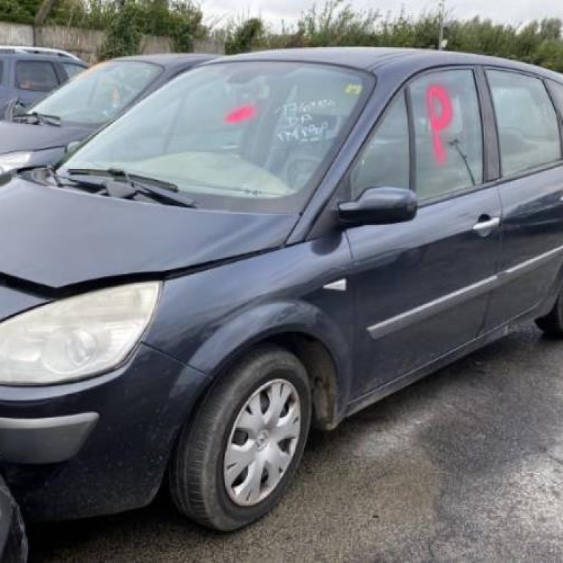 Feu arriere stop central RENAULT SCENIC 2 Photo n°10