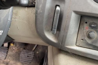 Feu arriere stop central RENAULT SCENIC 2