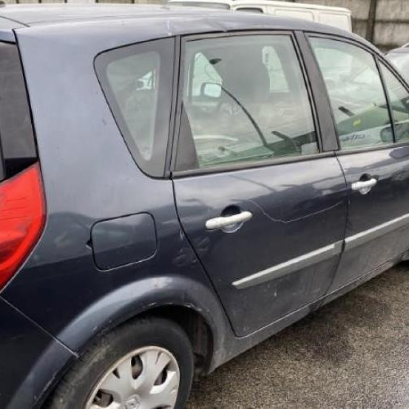 Feu arriere stop central RENAULT SCENIC 2 Photo n°19
