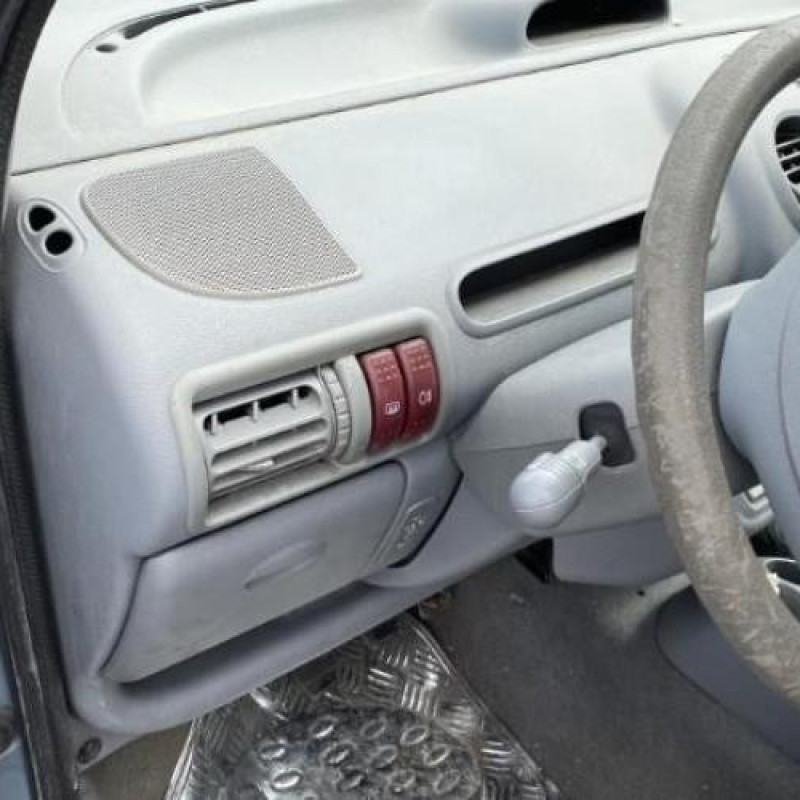 Bras essuie glace arriere RENAULT TWINGO 1 Photo n°17