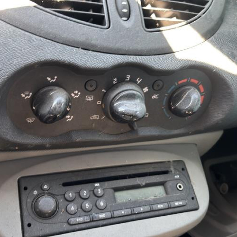 Serrure avant gauche RENAULT TWINGO 2 Photo n°14
