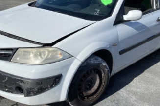 Cremaillere assistee RENAULT MEGANE 2 Photo n°1