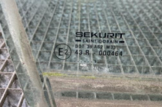 Vitre avant droit CITROEN SAXO