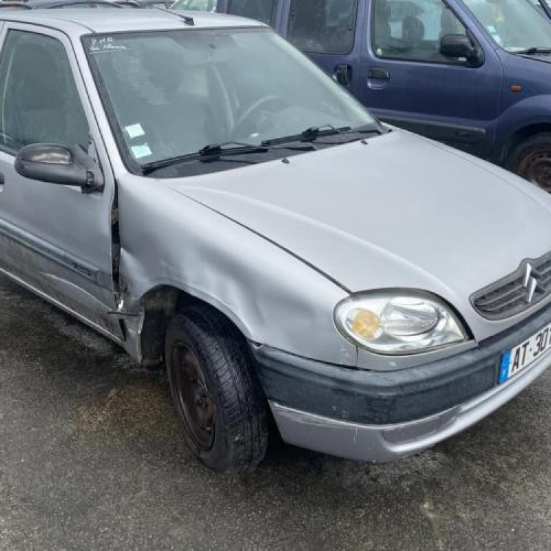 Vitre avant droit CITROEN SAXO Photo n°8