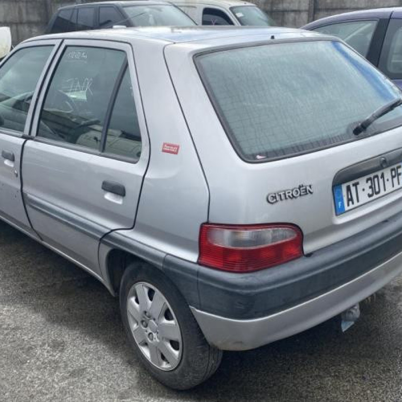 Vitre avant droit CITROEN SAXO Photo n°12