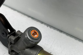 Pretensionneur de ceinture avant gauche CITROEN SAXO