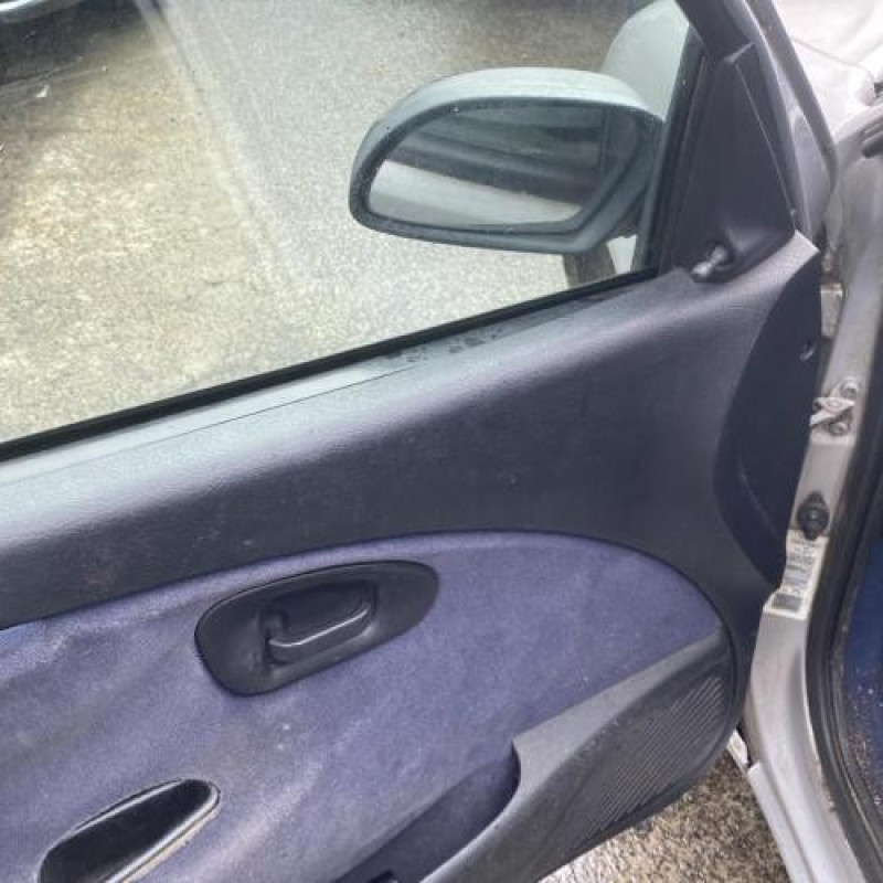 Pretensionneur de ceinture avant gauche CITROEN SAXO Photo n°19