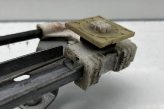 Leve vitre electrique avant gauche CITROEN SAXO