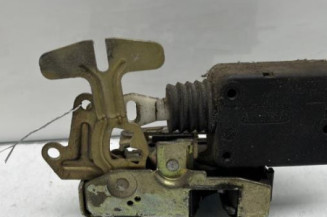Serrure arriere gauche CITROEN SAXO