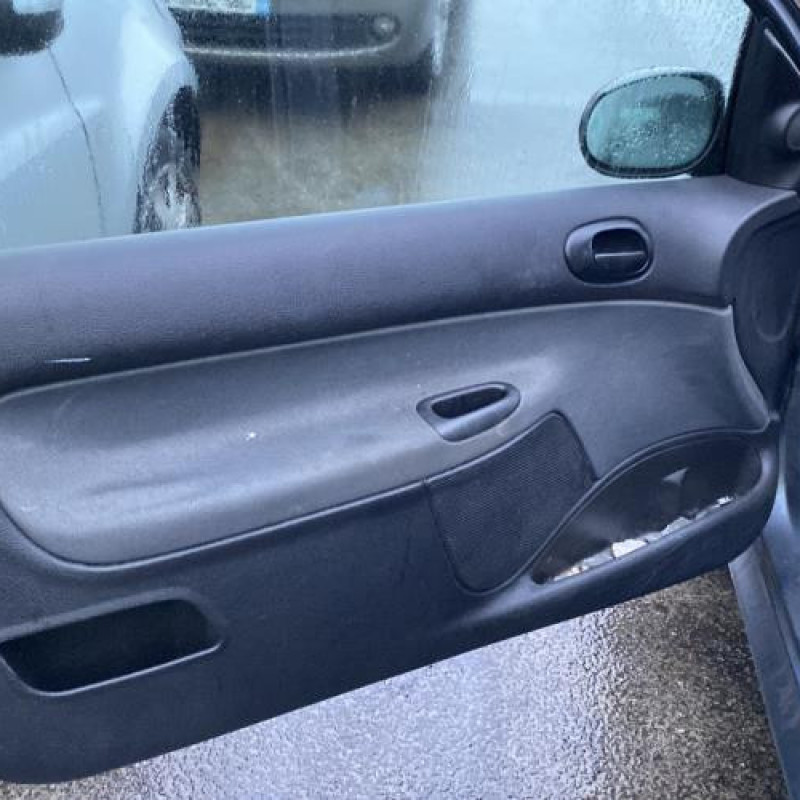 Boitier air bag PEUGEOT 206 Photo n°14