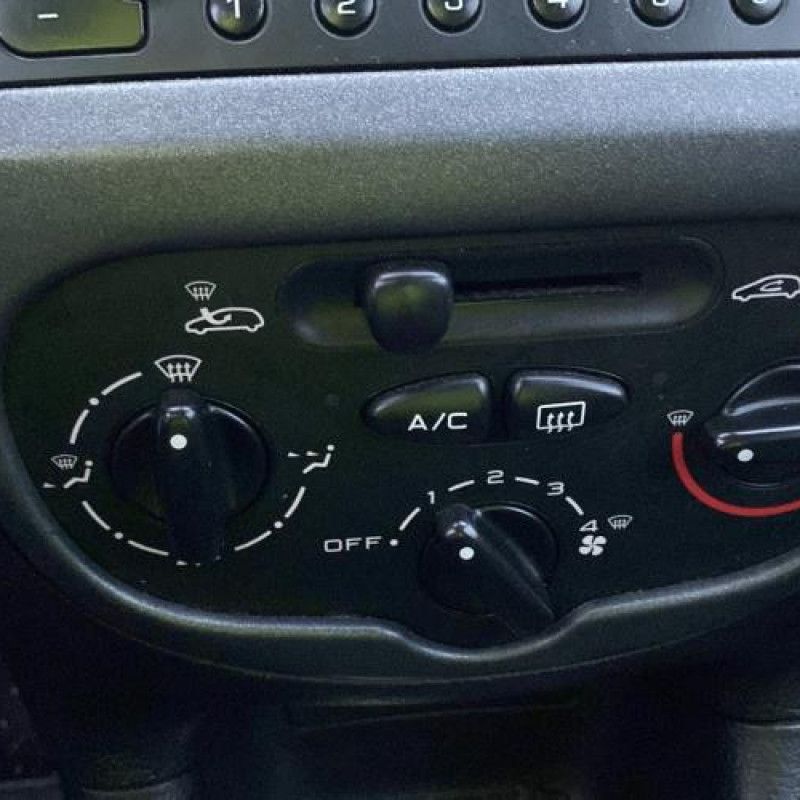 Boitier air bag PEUGEOT 206 Photo n°19