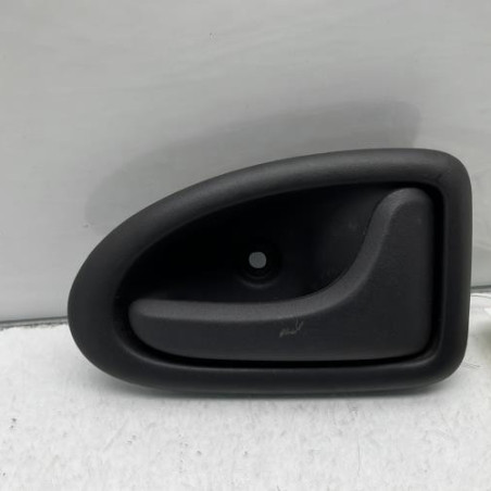 Poignee interieur arriere droit RENAULT CLIO 2 CAMPUS Photo n°1